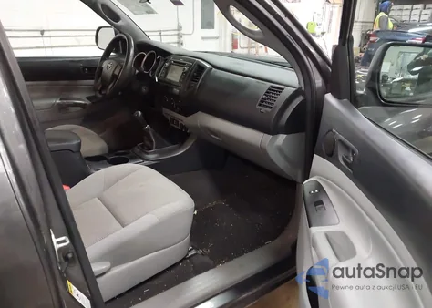 2013 Toyota Tacoma from USA, damaged, VIN 5TFTX4CN0DX025680